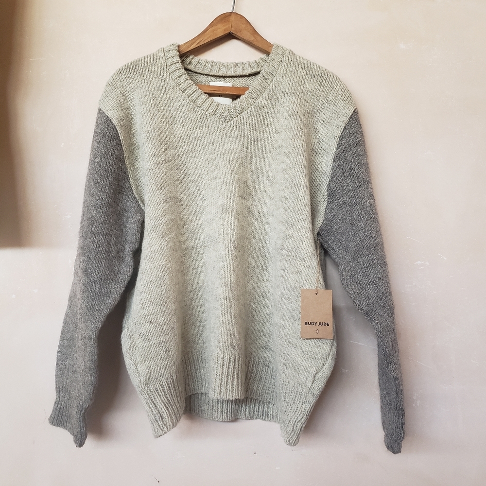 Rudy Jude Gray and Cream Wool V neck Sweater